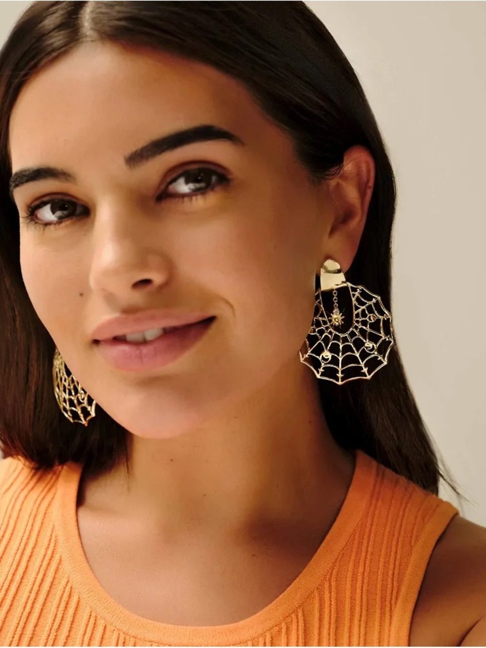 Kendra Scott Spiderweb Gold Statement Earrings - Picture 7 of 7